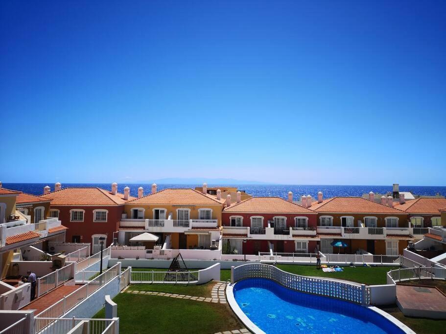 Apartment Am Meer Mit Pool Santa Cruz de Tenerife Bagian luar foto