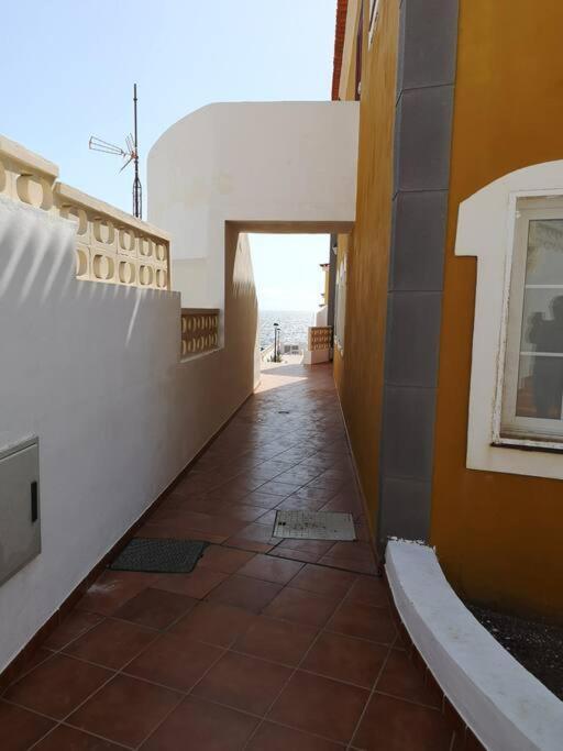 Apartment Am Meer Mit Pool Santa Cruz de Tenerife Bagian luar foto